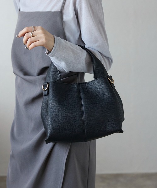 セール】【グッシオレザー】牛革バルーン型ミニトートバッグ 軽量