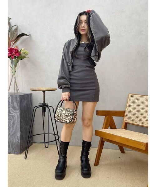 EVRIS（エヴリス）の「ワンポイントリブジャンスカ（ジャンパースカート・レディース・カーキ/チャコールグレー/ブラック・FREE）」の16枚目の写真