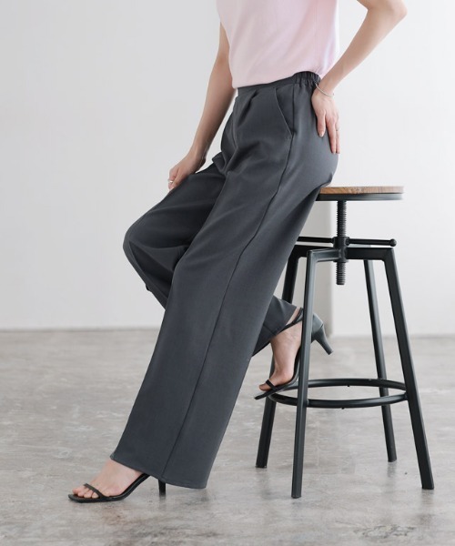 Pierrot（ピエロ）の「ラクしてキレイ！ストレッチストレートパンツ（スラックス・レディース・ベージュ系その他/ブラック/チャコール/ネイビー・PM/PS/TL/TM/LL/L/M/PL）」の8枚目の写真