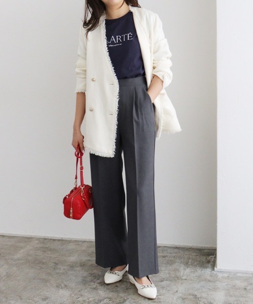 Pierrot（ピエロ）の「ラクしてキレイ！ストレッチストレートパンツ（スラックス・レディース・ベージュ系その他/ブラック/チャコール/ネイビー・PM/PS/TL/TM/LL/L/M/PL）」の10枚目の写真