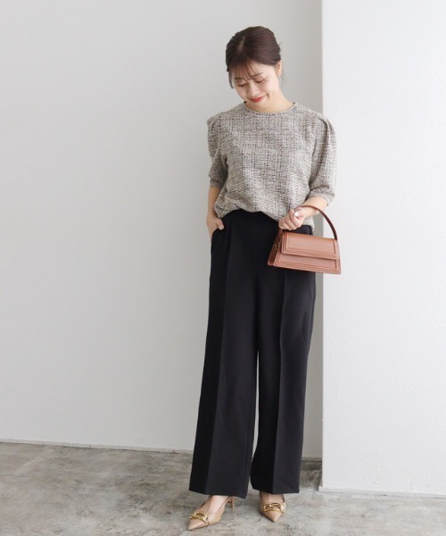 Pierrot（ピエロ）の「ラクしてキレイ！ストレッチストレートパンツ（スラックス・レディース・ベージュ系その他/ブラック/チャコール/ネイビー・PM/PS/TL/TM/LL/L/M/PL）」の21枚目の写真