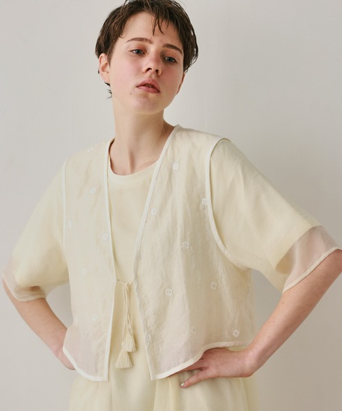 Kelen（ケレン）の「「KELEN / ケレン」 レイヤードデザインワンピース SANOP（ワンピース・レディース・オフホワイト/ベージュ/ネイビー・S/M）」の4枚目の写真