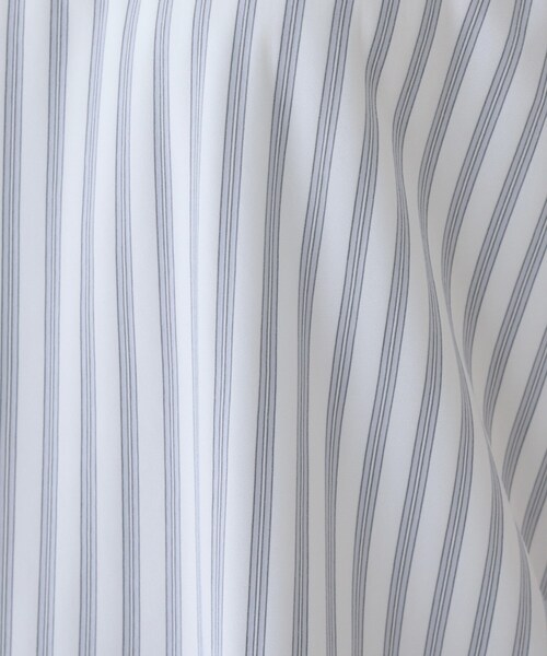 INDIVI（インディヴィ）の「【洗える／ストライプ柄】袖タックブラウス（シャツ/ブラウス・レディース・ブルー系7/ベージュ系2/ホワイト系その他3・40/38/19/15 /13/05）」の8枚目の写真