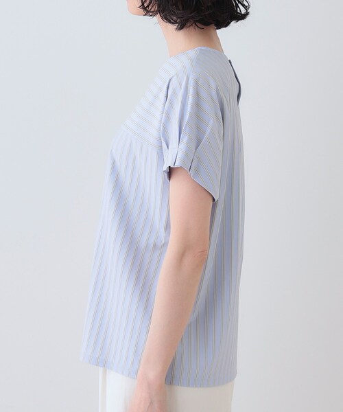 INDIVI（インディヴィ）の「【洗える／ストライプ柄】袖タックブラウス（シャツ/ブラウス・レディース・ブルー系7/ベージュ系2/ホワイト系その他3・40/38/19/15 /13/05）」の18枚目の写真