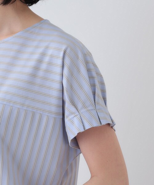 INDIVI（インディヴィ）の「【洗える／ストライプ柄】袖タックブラウス（シャツ/ブラウス・レディース・ブルー系7/ベージュ系2/ホワイト系その他3・40/38/19/15 /13/05）」の22枚目の写真