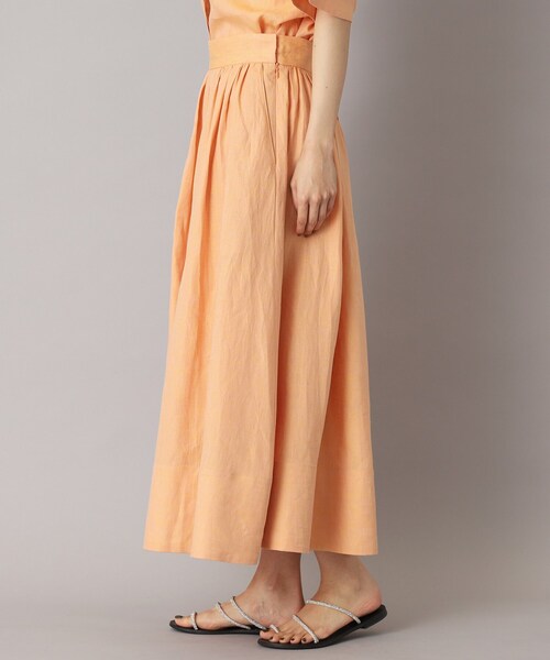 DRESSTERIOR（ドレステリア）の「【洗える/ふんわり軽やか】フレンチリネンタックギャザースカート（スカート・レディース・オレンジ系/ブラック・40/38/36/34）」の16枚目の写真
