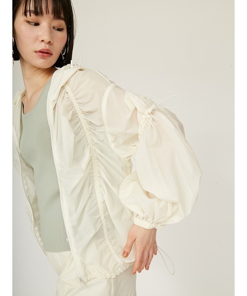 emmi（エミ）の「【ONLINE限定カラー】ギャザーナイロンブルゾン（ナイロンジャケット・レディース・ミント/ネイビー/ブラウン/オフホワイト・FREE）」の12枚目の写真