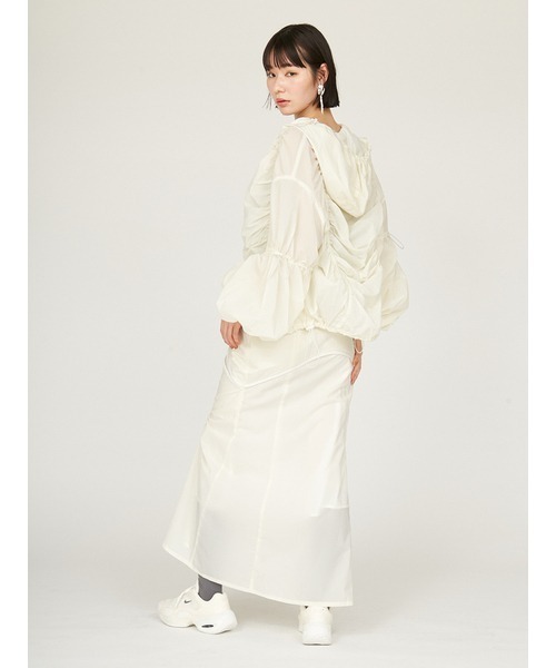 emmi（エミ）の「【ONLINE限定カラー】ギャザーナイロンブルゾン（ナイロンジャケット・レディース・ミント/ネイビー/ブラウン/オフホワイト・FREE）」の21枚目の写真