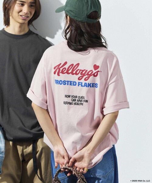 FREAK'S STORE（フリークスストア）の「限定展開 Kellog's/ケロッグ 別注 ビッグシルエット ロゴバックプリント Tシャツ（Tシャツ/カットソー・メンズ・ピンク/アッシュグレー/スミクロ/ホワイト・LARGE/MEDIUM/SMALL）」の4枚目の写真