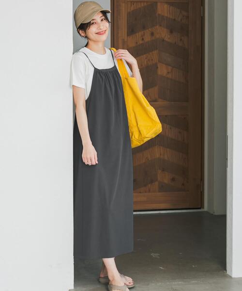 URBAN RESEARCH DOORS（アーバンリサーチドアーズ）の「『仁村紗和さん着用』『UR TECH』サマシェアバックドロストキャミワンピース（ワンピース・レディース・グレー/ブラック・MEDIUM）」の12枚目の写真
