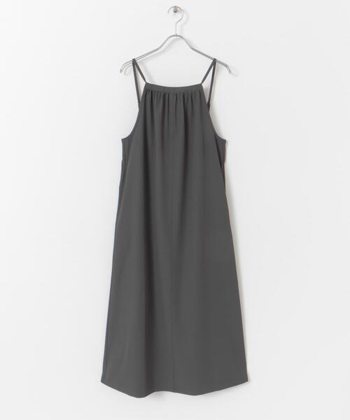 URBAN RESEARCH DOORS（アーバンリサーチドアーズ）の「『仁村紗和さん着用』『UR TECH』サマシェアバックドロストキャミワンピース（ワンピース・レディース・グレー/ブラック・MEDIUM）」の16枚目の写真