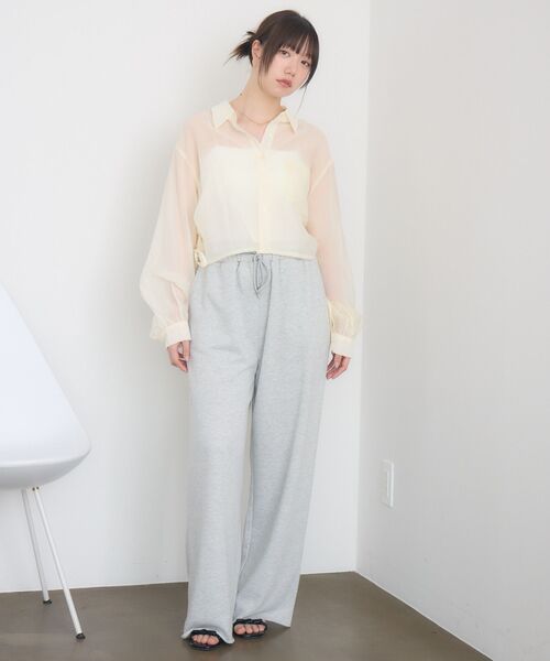 RETRO GIRL(レトロガール)の「サイドドロストシアーSH(シャツ/ブラウス・レディース・ブラック/ライトオレンジ系/オフホワイト・FREE)」の7枚目の写真