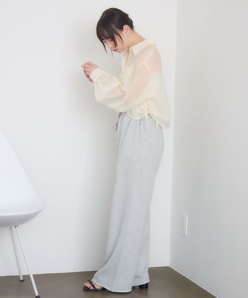 RETRO GIRL(レトロガール)の「サイドドロストシアーSH(シャツ/ブラウス・レディース・ブラック/ライトオレンジ系/オフホワイト・FREE)」の9枚目の写真