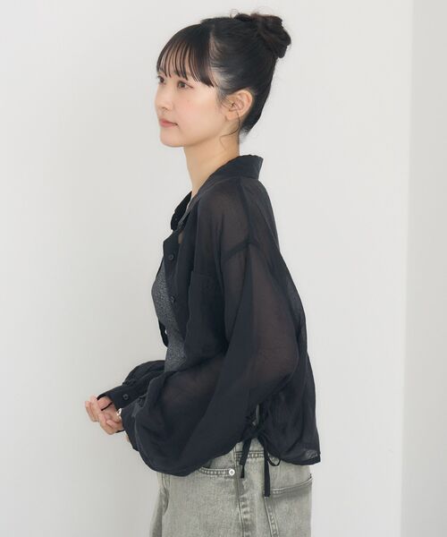 RETRO GIRL(レトロガール)の「サイドドロストシアーSH(シャツ/ブラウス・レディース・ブラック/ライトオレンジ系/オフホワイト・FREE)」の21枚目の写真