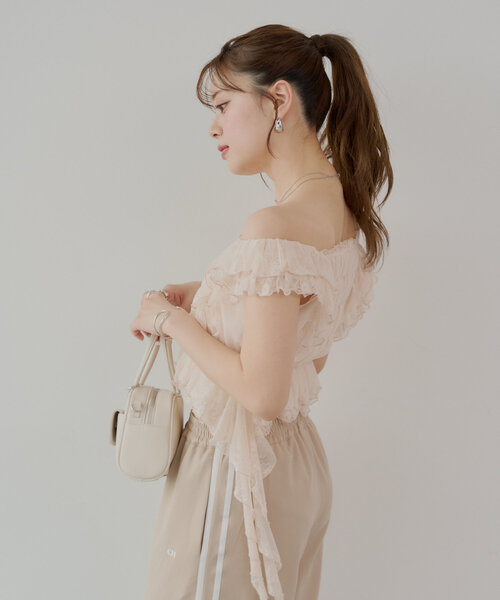 セール】【7色展開】レースドロップフリルシャーリングブラウス