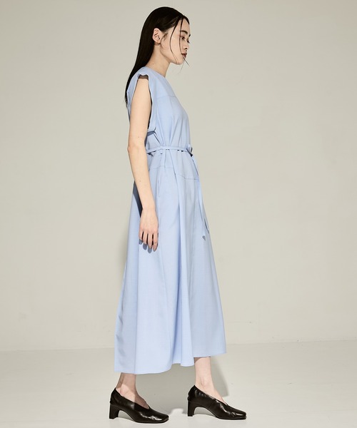 STUDIOUS（ステュディオス）の「【STUDIOUS/ステュディオス】Back Tucked Dress/バックタックワンピース/ドレス（ワンピース・レディース・ブルー/ブラック/グレー・2/1）」の19枚目の写真