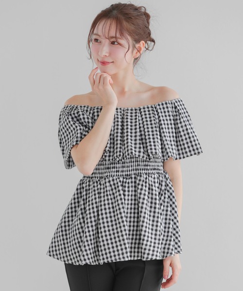 Fit more(フィットモア)の「2WAYオフショルダー ギンガムペプラムトップス(その他トップス・レディース・ピンク/ブラック/グリーン・FREE)」の6枚目の写真