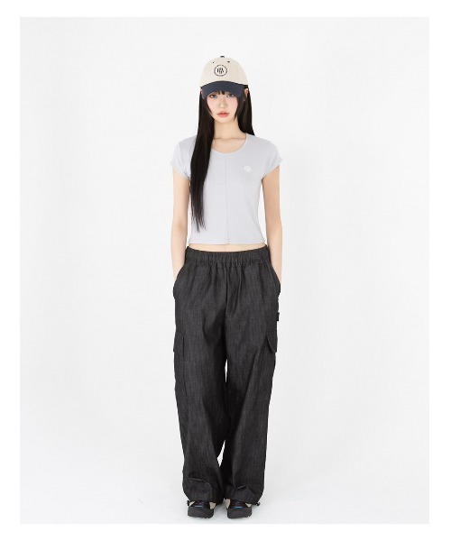 muahmuah(ムーアムーア)の「A'GEM/9 × .kom 『muah muah/ムーアムーア』 ステッチラインクロップ TEEシャツ(Tシャツ/カットソー・レディース・ホワイト/ピンク/グレー/ブラック・FREE)」の12枚目の写真