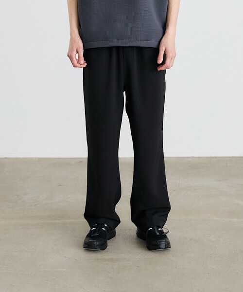 SHIPS(シップス)の「City Ambient Products: THIS IS EASY PANT(その他パンツ・メンズ・ブラック/グレー系/ライトカーキ・SMALL/MEDIUM/LARGE)」の2枚目の写真