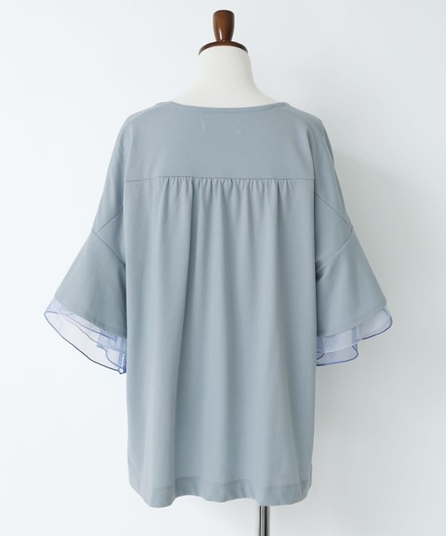 n'OrLABEL（ノアールレーベル）の「チュールレイヤードフレアスリーブカットソー（Tシャツ/カットソー・レディース・グレイッシュベージュ/ブラック/ライトブルー・2/1）」の11枚目の写真