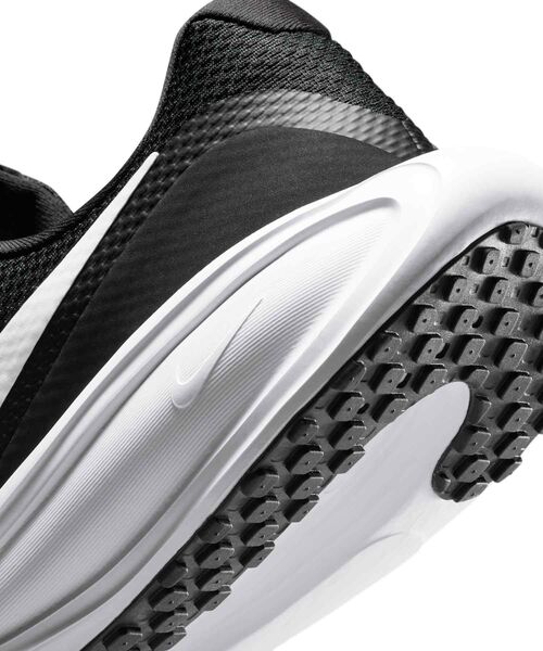 NIKE(ナイキ)の「ナイキ レボリューション 8 メンズ ロード ランニングシューズ / Nike Revolution 8 Men's Road Running Shoes HJ9198-003 Black(スニーカー・メンズ・ブラック・30/29/28.5/25.5/25/24.5/27.5/27/26.5/26/28/24/29.5)」の2枚目の写真