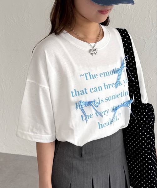 kutir（クティール）の「アソートリボンロゴTシャツ（Tシャツ/カットソー・レディース・レッド/レッド系その他/サックスブルー系/ブラック系その他/ネイビー系・FREE）」の3枚目の写真