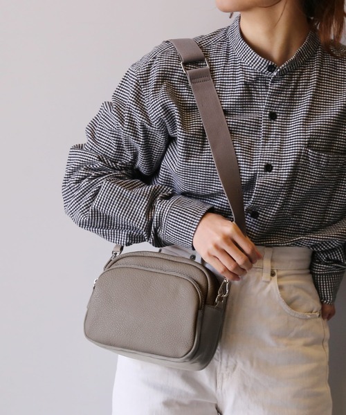 Mia Borsa（ミアボルサ）の「[Mia Borsa]ナイロンショルダーバッグ レディース 軽量（ショルダーバッグ・レディース・レッド/グリーン/シルバー/アイボリー/グレイッシュベージュ/ブラック・FREE）」の10枚目の写真