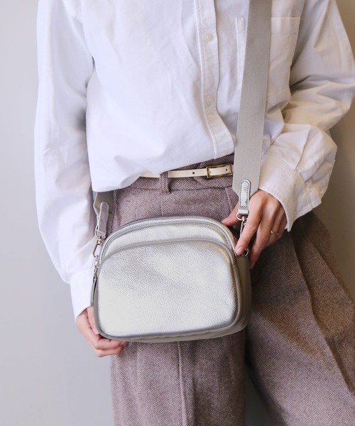 Mia Borsa（ミアボルサ）の「[Mia Borsa]ナイロンショルダーバッグ レディース 軽量（ショルダーバッグ・レディース・レッド/グリーン/シルバー/アイボリー/グレイッシュベージュ/ブラック・FREE）」の14枚目の写真
