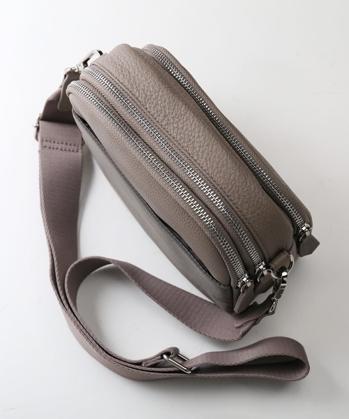 Mia Borsa（ミアボルサ）の「[Mia Borsa]ナイロンショルダーバッグ レディース 軽量（ショルダーバッグ・レディース・レッド/グリーン/シルバー/アイボリー/グレイッシュベージュ/ブラック・FREE）」の18枚目の写真