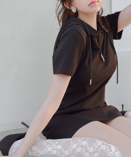 VEILA(ヴェイラ)の「フード付きAラインカットソーミニワンピース(ワンピース・レディース・ブラック/アイボリー/グレー・S/M)」の18枚目の写真