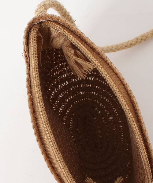 folka（フォルカ）の「5E29 軽量 ミニカゴショルダー かごバッグ 肩掛け ファスナー付（かごバッグ・レディース・ベージュ/ブラウン・ONESIZE）」の5枚目の写真