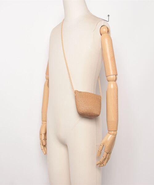 folka（フォルカ）の「5E29 軽量 ミニカゴショルダー かごバッグ 肩掛け ファスナー付（かごバッグ・レディース・ベージュ/ブラウン・ONESIZE）」の6枚目の写真