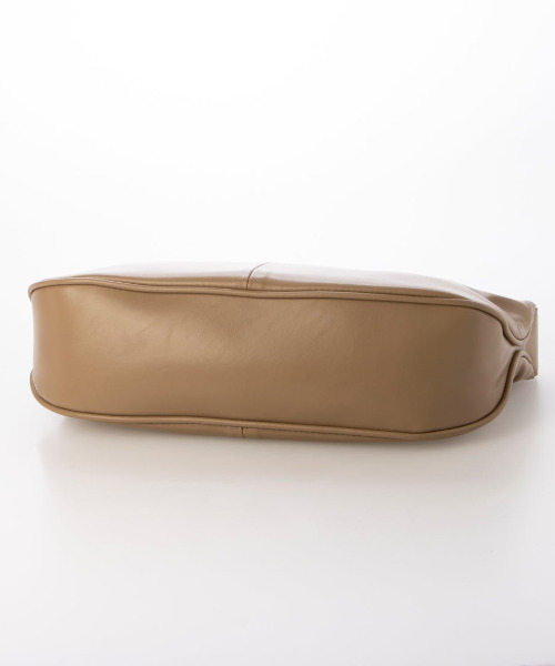 cache cache（カシュ カシュ）の「カシュカシュ cachecache / 横長ソフトショルダーバッグ（ショルダーバッグ・レディース・ベージュ/ブラック・FREE）」の13枚目の写真