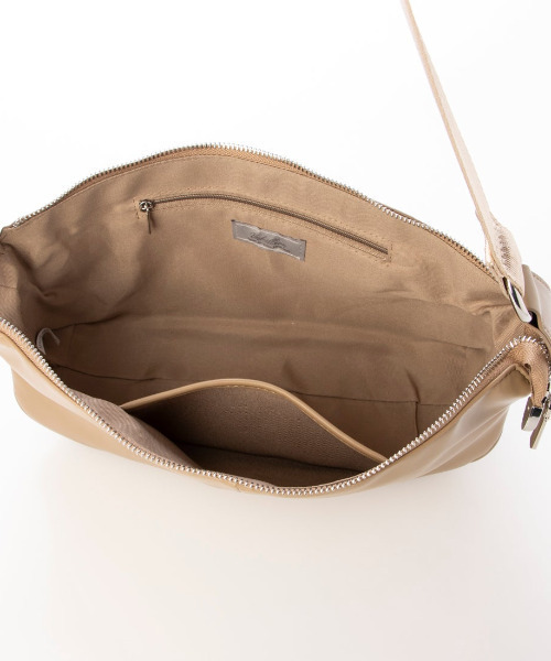 cache cache（カシュ カシュ）の「カシュカシュ cachecache / 横長ソフトショルダーバッグ（ショルダーバッグ・レディース・ベージュ/ブラック・FREE）」の14枚目の写真