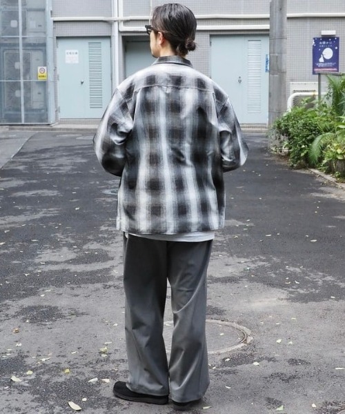 B:MING by BEAMS(ビーミングバイビームス)の「ポリエステル チェック オープンカラー シャツ(シャツ/ブラウス・メンズ・ブルー/ブラック・S/M/L/XL)」の4枚目の写真