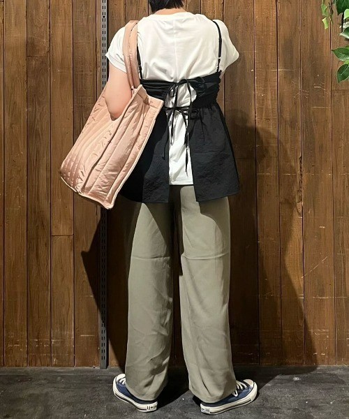 Right-on（ライトオン）の「【HONEYSUCKLE ROSE】ギャザーキャミソール（その他トップス・レディース・カーキブラウン/ブラック/オフホワイト・L/M）」の19枚目の写真