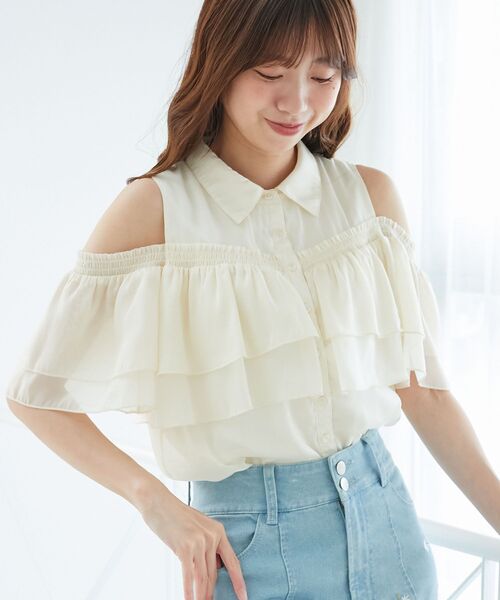 MAJESTIC LEGON(マジェスティックレゴン)の「肩開きフリルブラウス(シャツ/ブラウス・レディース・アイボリー/ブルー系その他2/グレー/ホワイト系その他・MEDIUM)」の7枚目の写真