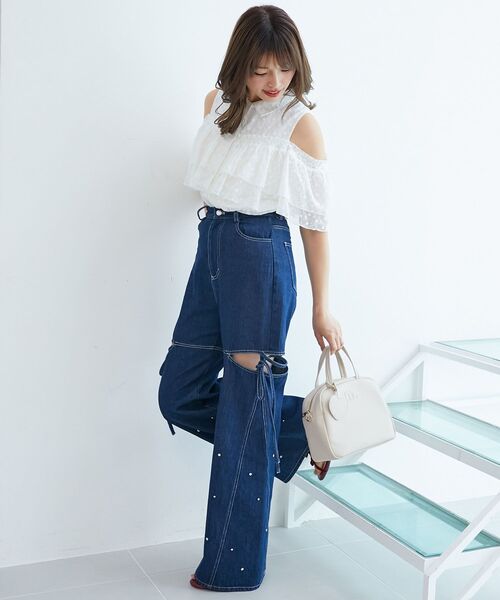 MAJESTIC LEGON(マジェスティックレゴン)の「肩開きフリルブラウス(シャツ/ブラウス・レディース・アイボリー/ブルー系その他2/グレー/ホワイト系その他・MEDIUM)」の12枚目の写真