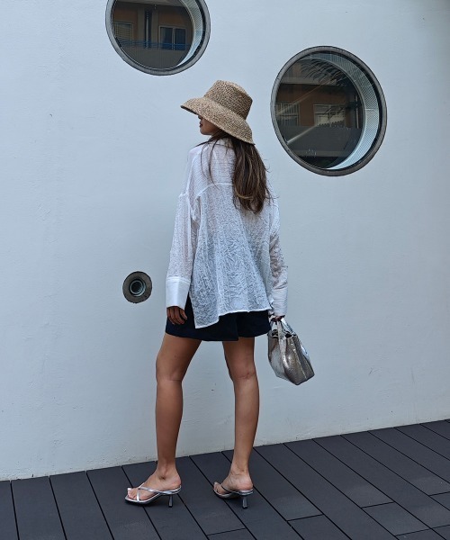 esutoreja（エストレジャ）の「スキッパーシフォンシャツ（シャツ/ブラウス・レディース・グレイッシュベージュ/ブラック/ホワイト・FREE）」の9枚目の写真