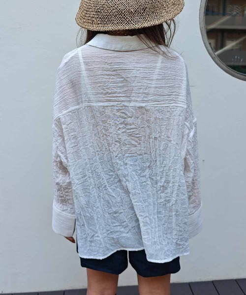 esutoreja（エストレジャ）の「スキッパーシフォンシャツ（シャツ/ブラウス・レディース・グレイッシュベージュ/ブラック/ホワイト・FREE）」の20枚目の写真