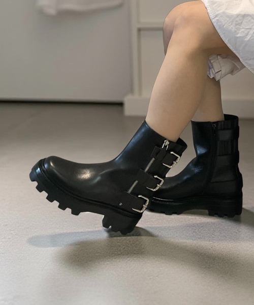 Jeffrey Campbell(ジェフリーキャンベル)の「ベルトデザインブーツ(ブーツ・レディース・ブラック・35/36/37/38/39)」の14枚目の写真
