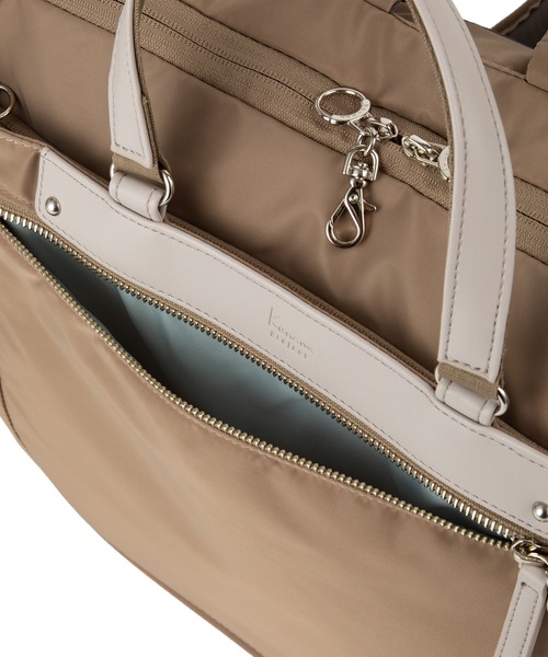 Kanana project(カナナプロジェクト)の「PJ3-e リュックサック 横 B4 15.6インチPC収納 68823(ショルダーバッグ・レディース・ブラック/ネイビー/ベージュ・FREE)」の20枚目の写真