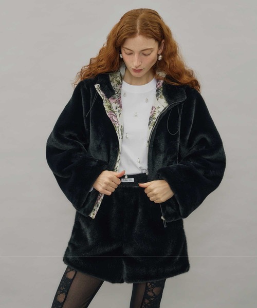 VIOLETTA（ヴィオレッタ）の「フェイクファーショートパンツ（その他パンツ・レディース・ブラック/グレイッシュベージュ・S/M）」の11枚目の写真