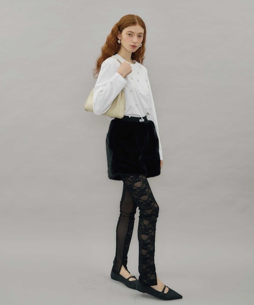 VIOLETTA（ヴィオレッタ）の「フェイクファーショートパンツ（その他パンツ・レディース・ブラック/グレイッシュベージュ・S/M）」の7枚目の写真