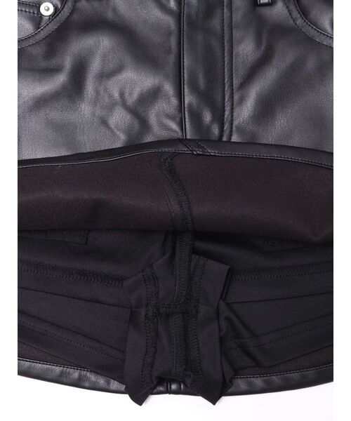 GYDA(ジェイダ)の「ハイウエストフェイクレザースカートライクショートパンツ(スカート・レディース・ブラック・X-SMALL/SMALL/MEDIUM)」の5枚目の写真