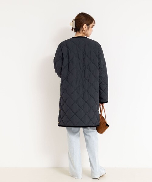 TAION（タイオン）の「【TAION×LIMONTA】別注ベロアパイピングロングダウン（ダウンジャケット/コート・レディース・ブラック/ベージュ/ネイビー・FREE）」の13枚目の写真