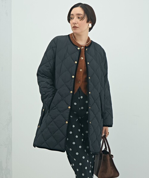 TAION（タイオン）の「【TAION×LIMONTA】別注ベロアパイピングロングダウン（ダウンジャケット/コート・レディース・ブラック/ベージュ/ネイビー・FREE）」の18枚目の写真