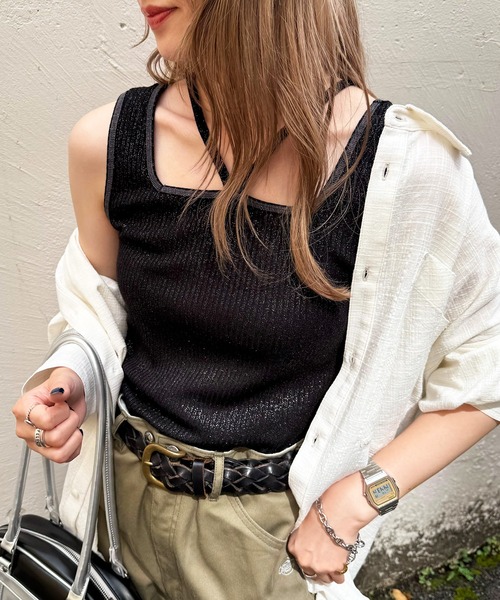 DOUBLE NAME（ダブルネーム）の「ラメテレコホルターネックタンクトップ（タンクトップ・レディース・ブラック/オフホワイト/グレー・FREE）」の2枚目の写真