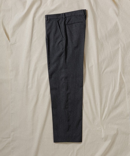 ADAM ET ROPE'（アダムエロペ）の「【WILD LIFE TAILOR】WOOL GABARDINE STRAIGHT SLACKS（スラックス・メンズ・グレー/ブラック・L/M）」の4枚目の写真