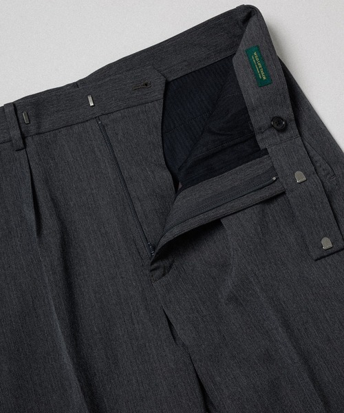 ADAM ET ROPE'（アダムエロペ）の「【WILD LIFE TAILOR】WOOL GABARDINE STRAIGHT SLACKS（スラックス・メンズ・グレー/ブラック・L/M）」の5枚目の写真